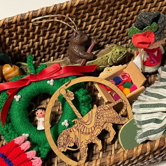 Mixed Lot of 13 Christmas Ornament For Tree Crafts Wreath Making Tier Tray Decor - Picture 7 of 9